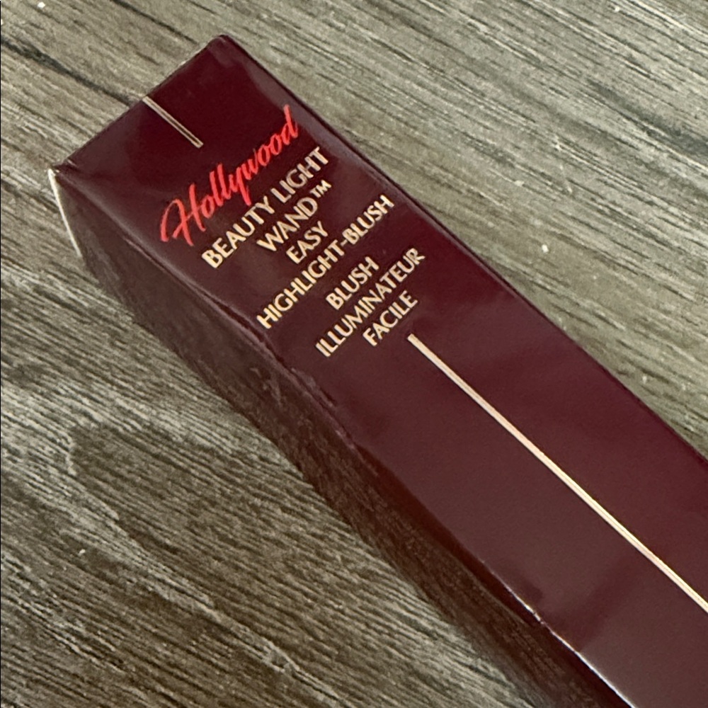 Charlotte Tilbury Pinkgasm Beauty Light Wand - Picture 11 of 12